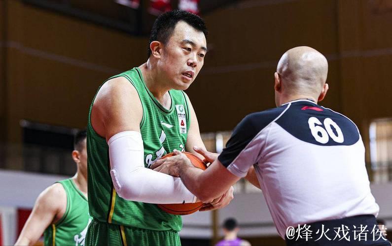 威尔斯复仇旧主！辽篮三招制胜广厦，张陈双双得分上双助16分大胜