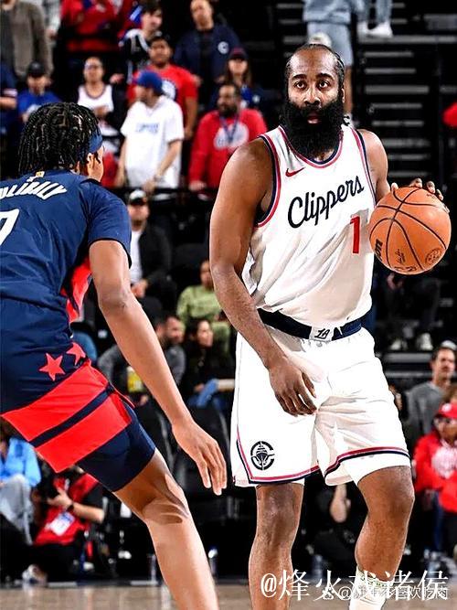 韦德谈SGA:他像火箭时期的哈登,利用规则获取优势无可厚非 韦德谈SGA:他像火箭时期的哈登,利用规则获取优势无可厚非