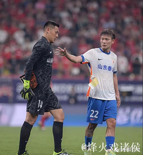 默里谈裁判:双方均有漏判,未成比赛胜负关键 默里谈裁判:双方均有漏判,未成比赛胜负关键